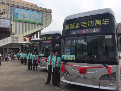 Entrega de 12 autobuses de pila de combustible de hidrógeno en Foshan